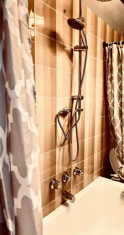 Resident St Agata Appartament Artist Apartment Marina di Massa Luaran gambar